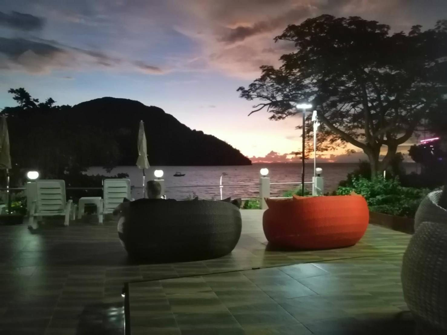 Phi Phi View Point Resort Bagian luar foto