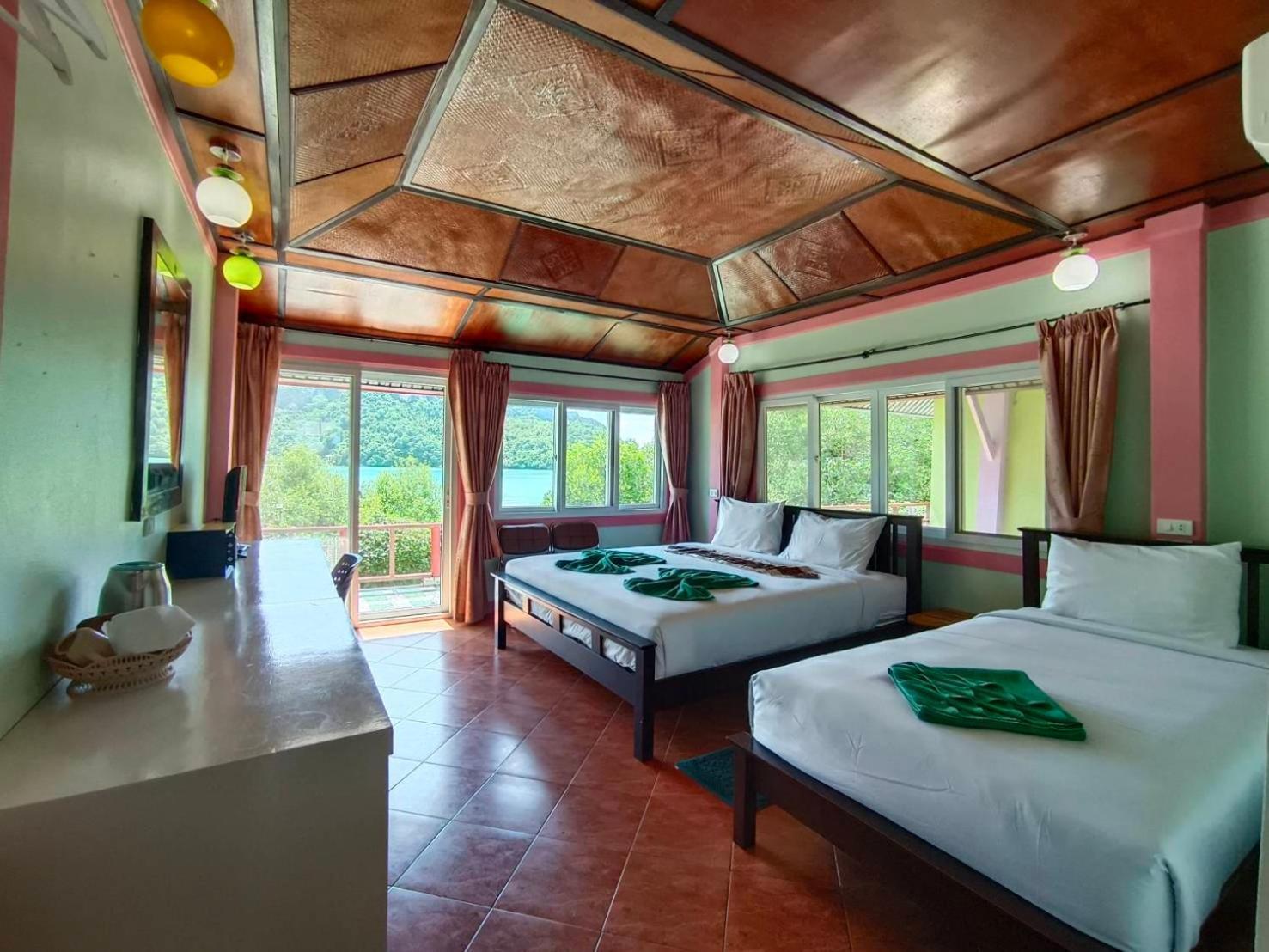 Phi Phi View Point Resort Bagian luar foto