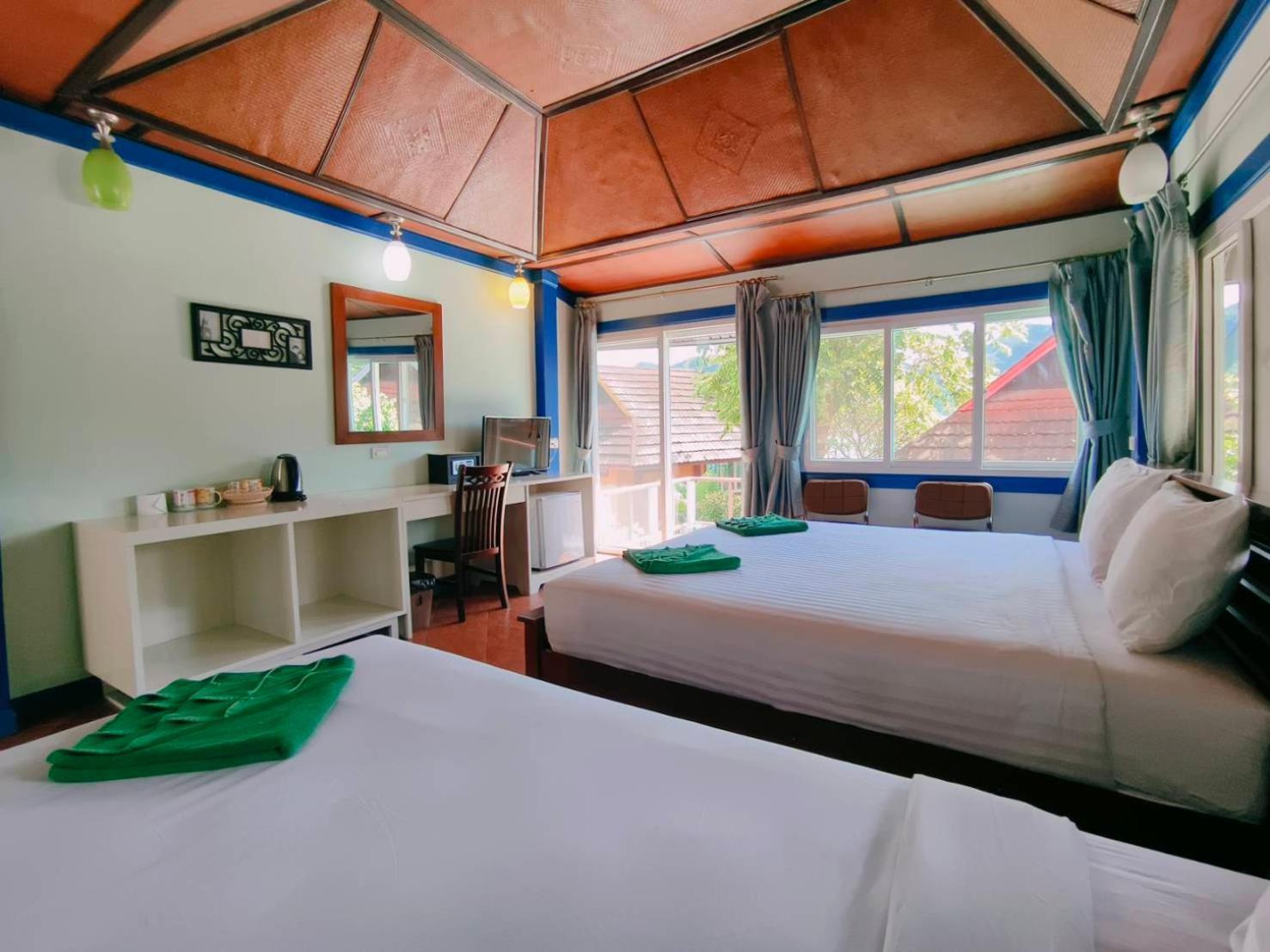 Phi Phi View Point Resort Bagian luar foto