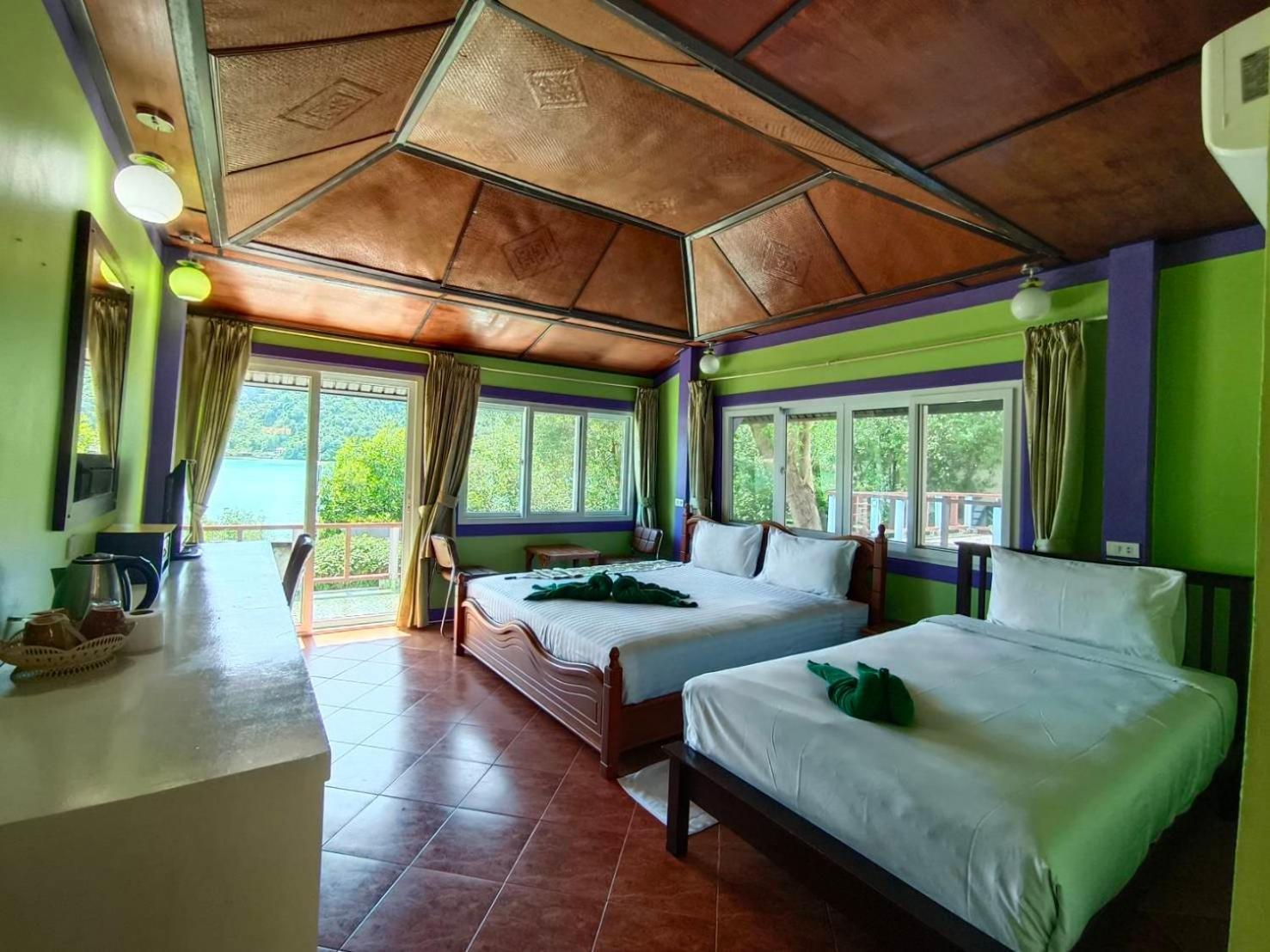 Phi Phi View Point Resort Bagian luar foto